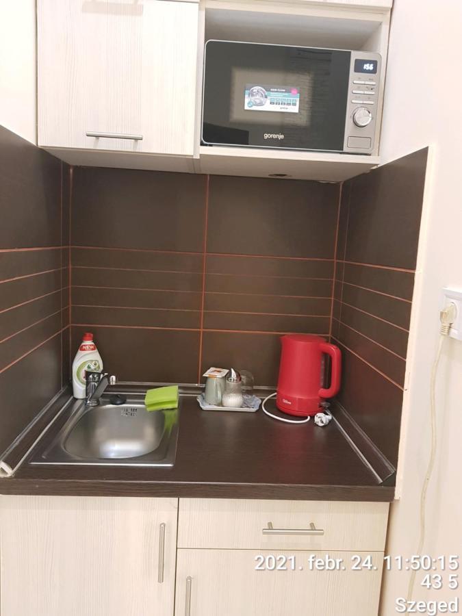 Rozsa Apartmanhaz Szeged Eksteriør bilde