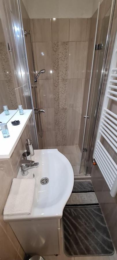 Rozsa Apartmanhaz Szeged Eksteriør bilde