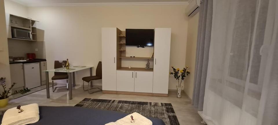 Rozsa Apartmanhaz Szeged Eksteriør bilde