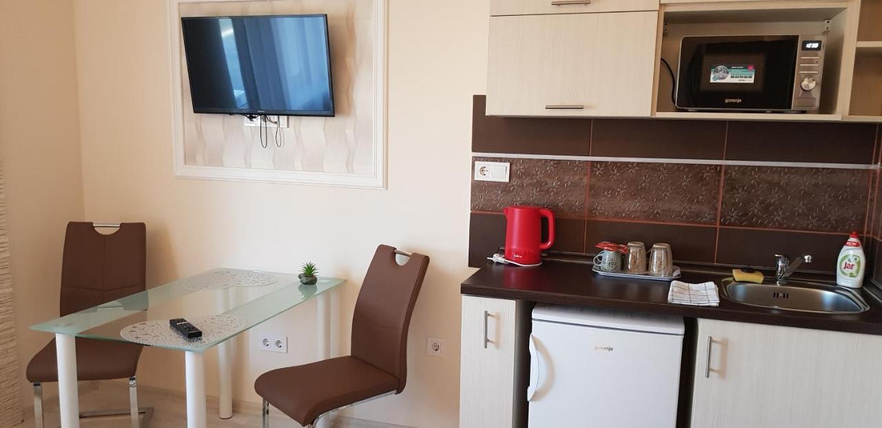 Rozsa Apartmanhaz Szeged Eksteriør bilde