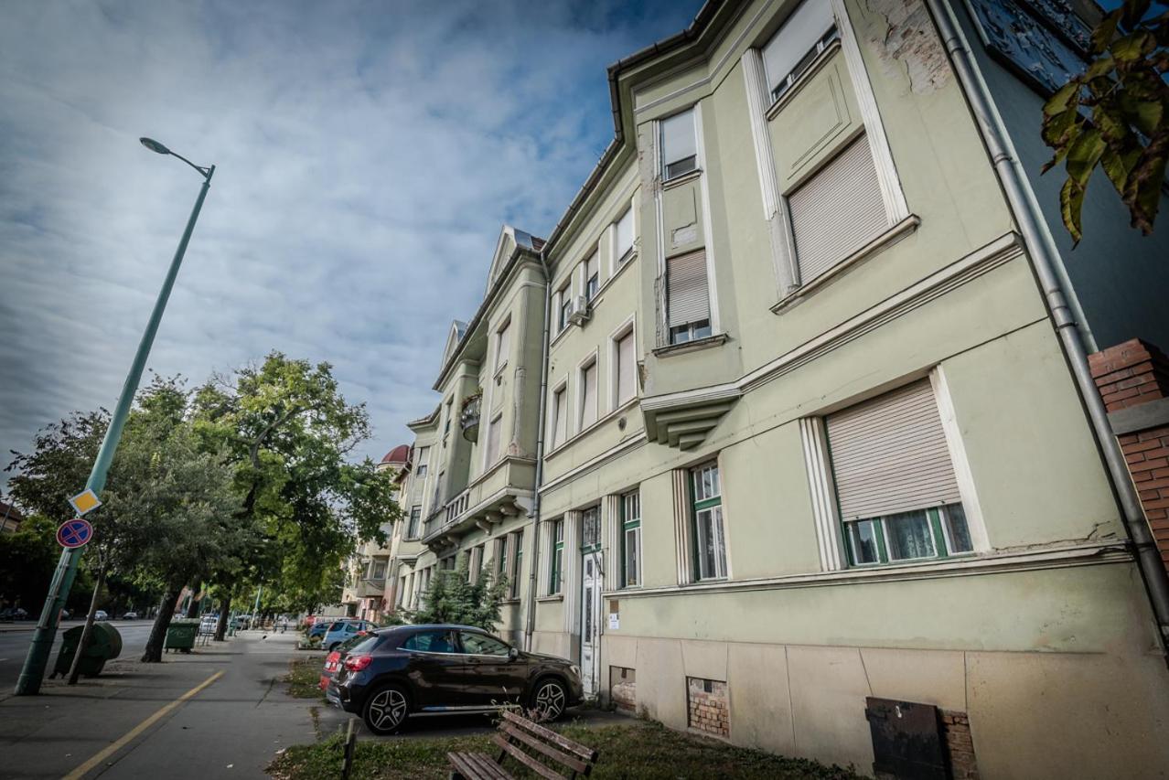 Rozsa Apartmanhaz Szeged Eksteriør bilde